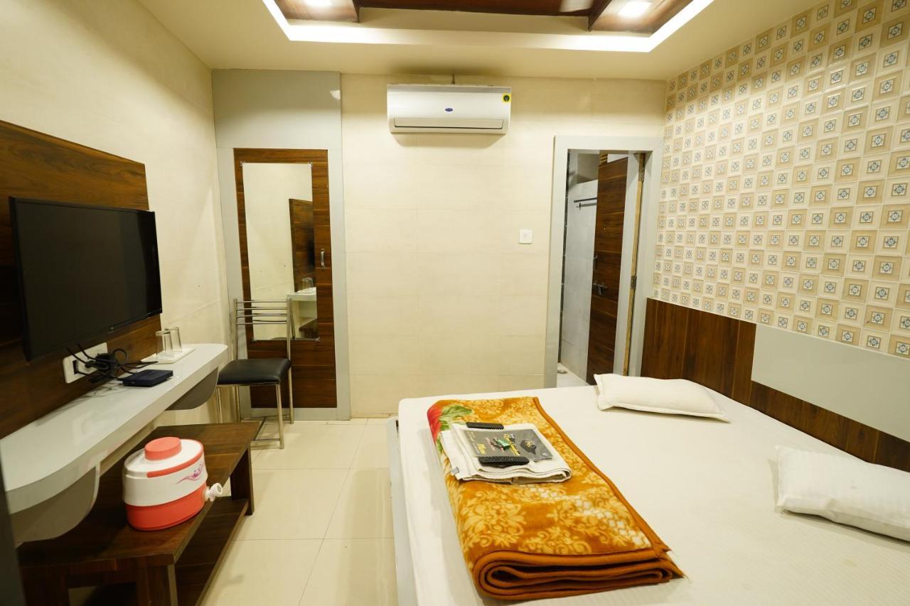 Hotel New Sundaram 150 Mtrs From Dargah Ajmer Dış mekan fotoğraf