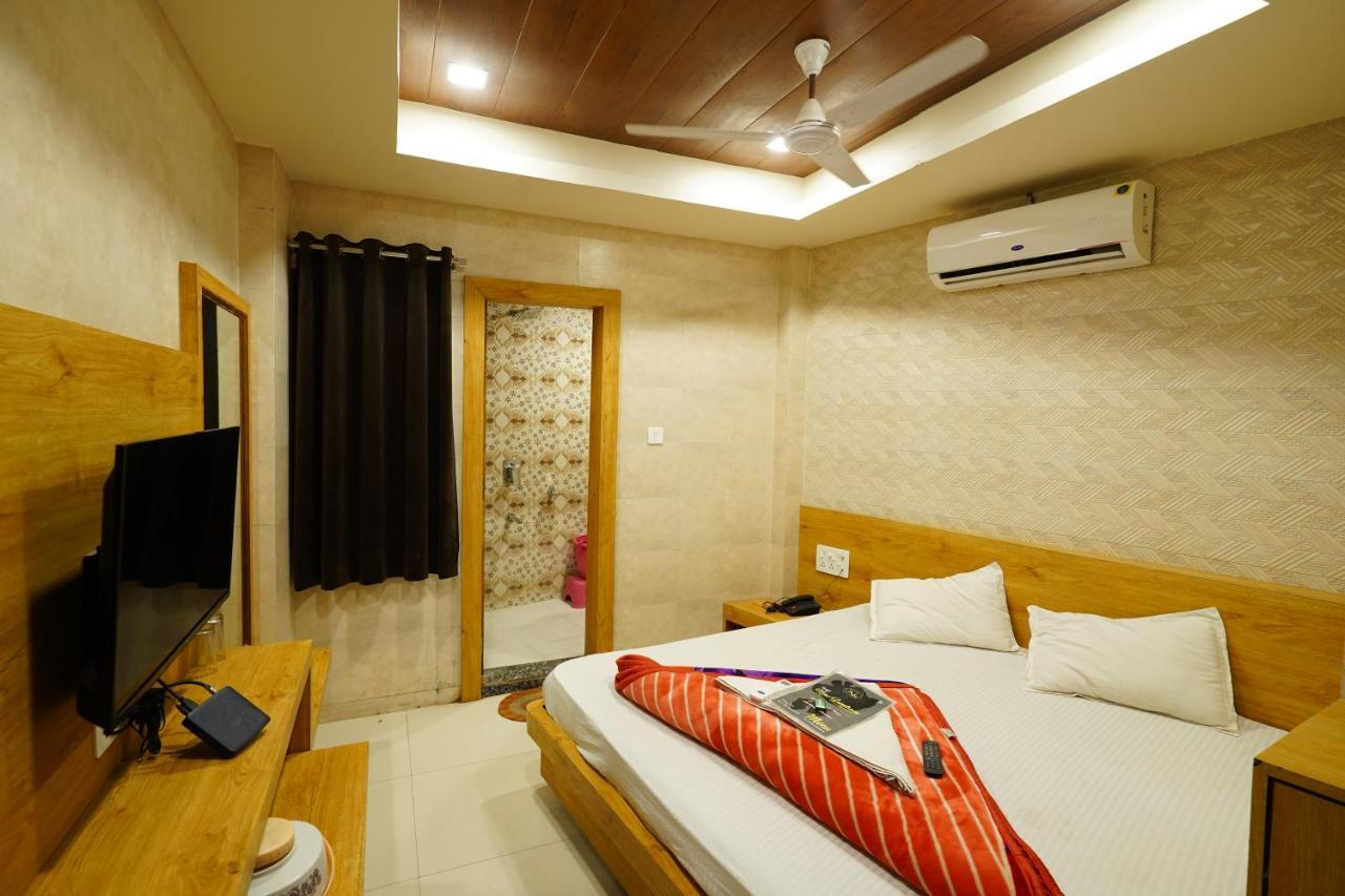 Hotel New Sundaram 150 Mtrs From Dargah Ajmer Dış mekan fotoğraf