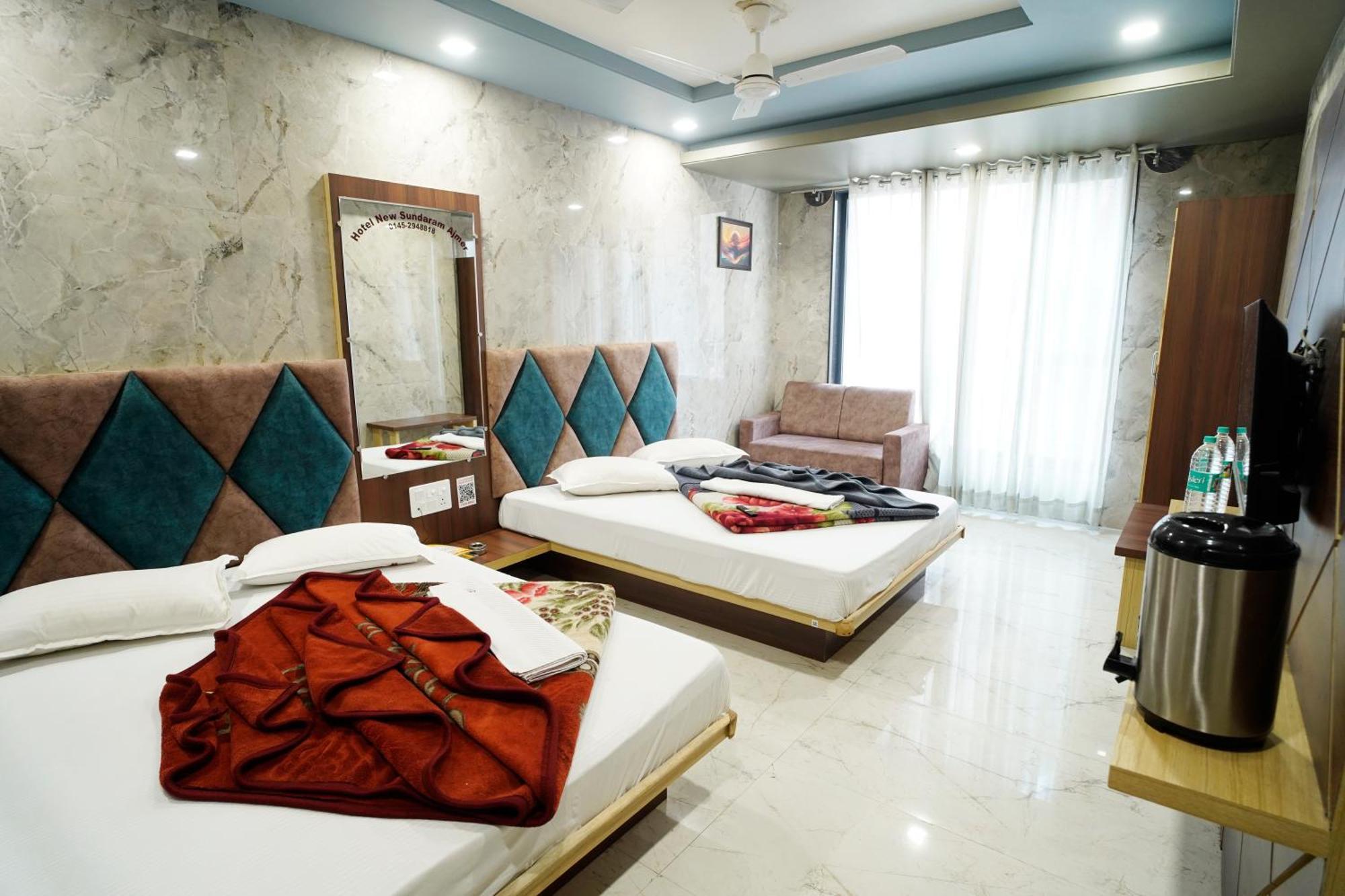 Hotel New Sundaram 150 Mtrs From Dargah Ajmer Dış mekan fotoğraf