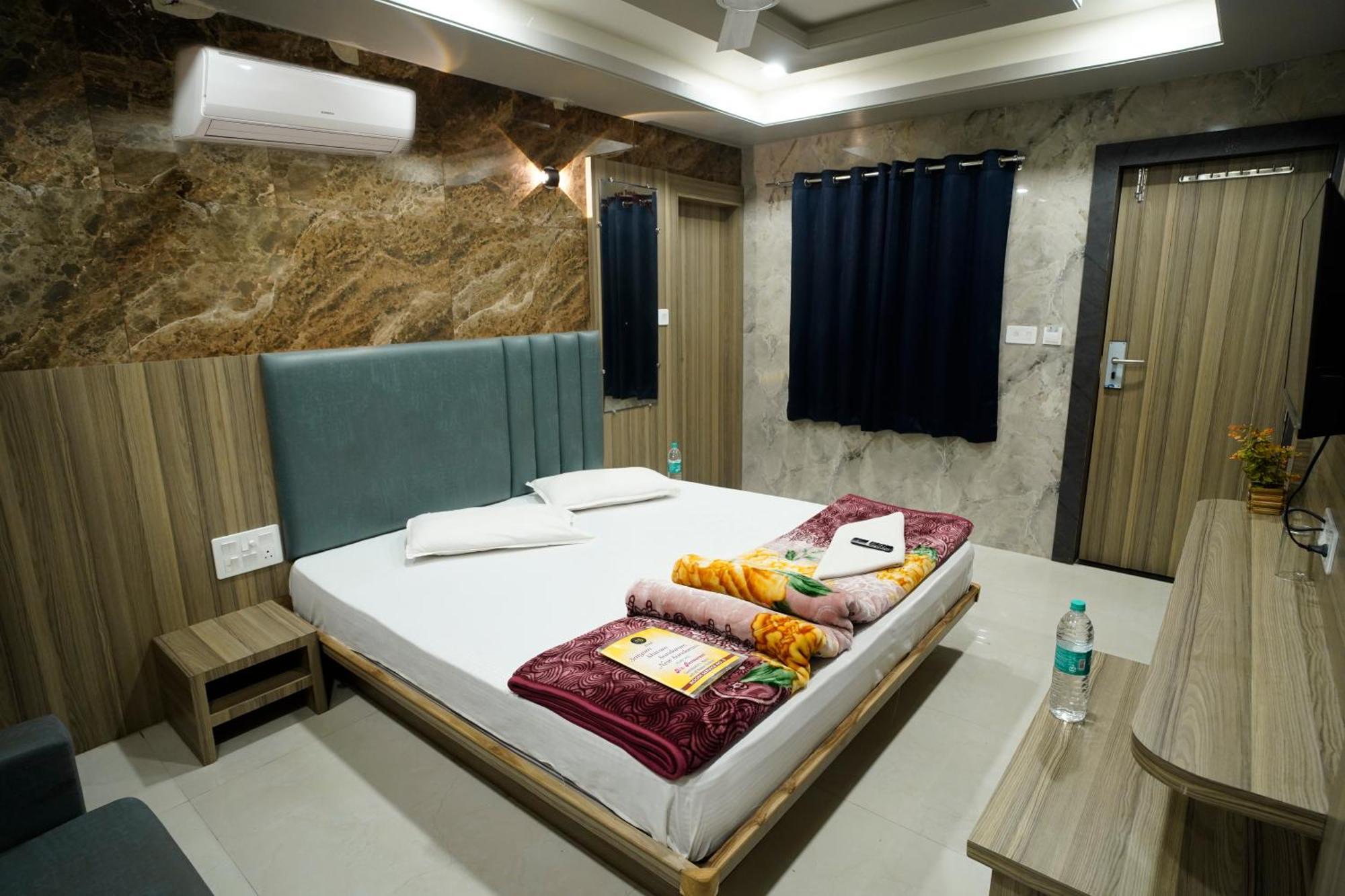 Hotel New Sundaram 150 Mtrs From Dargah Ajmer Dış mekan fotoğraf
