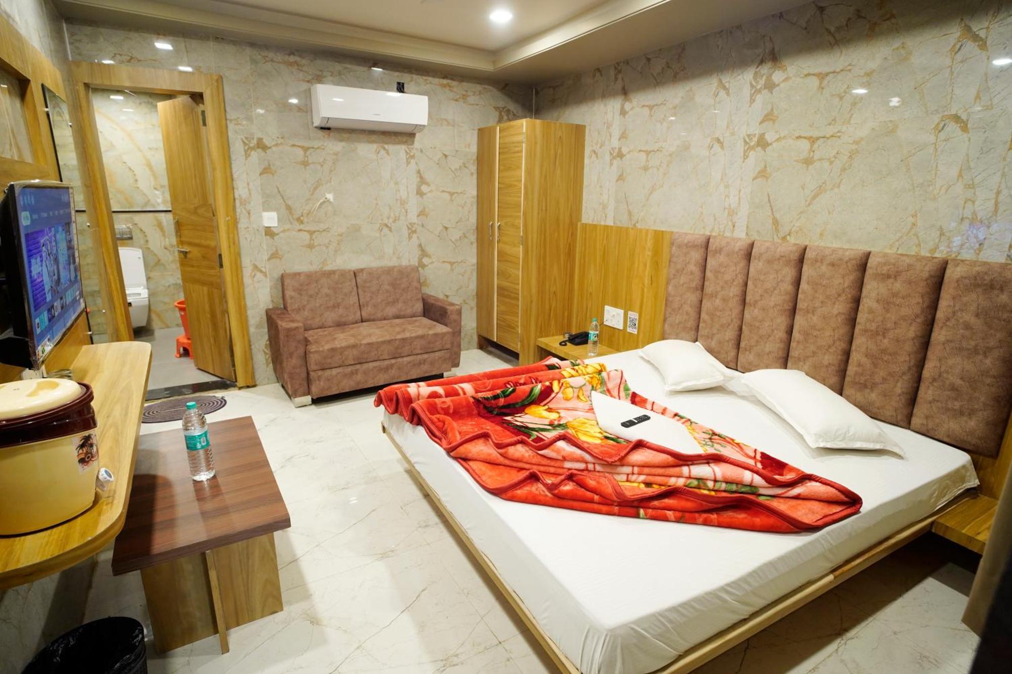 Hotel New Sundaram 150 Mtrs From Dargah Ajmer Dış mekan fotoğraf