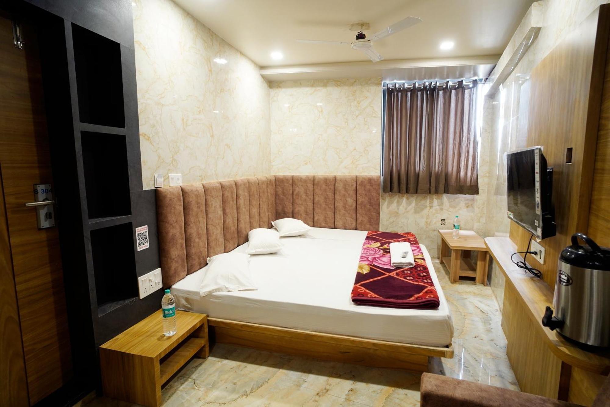 Hotel New Sundaram 150 Mtrs From Dargah Ajmer Dış mekan fotoğraf