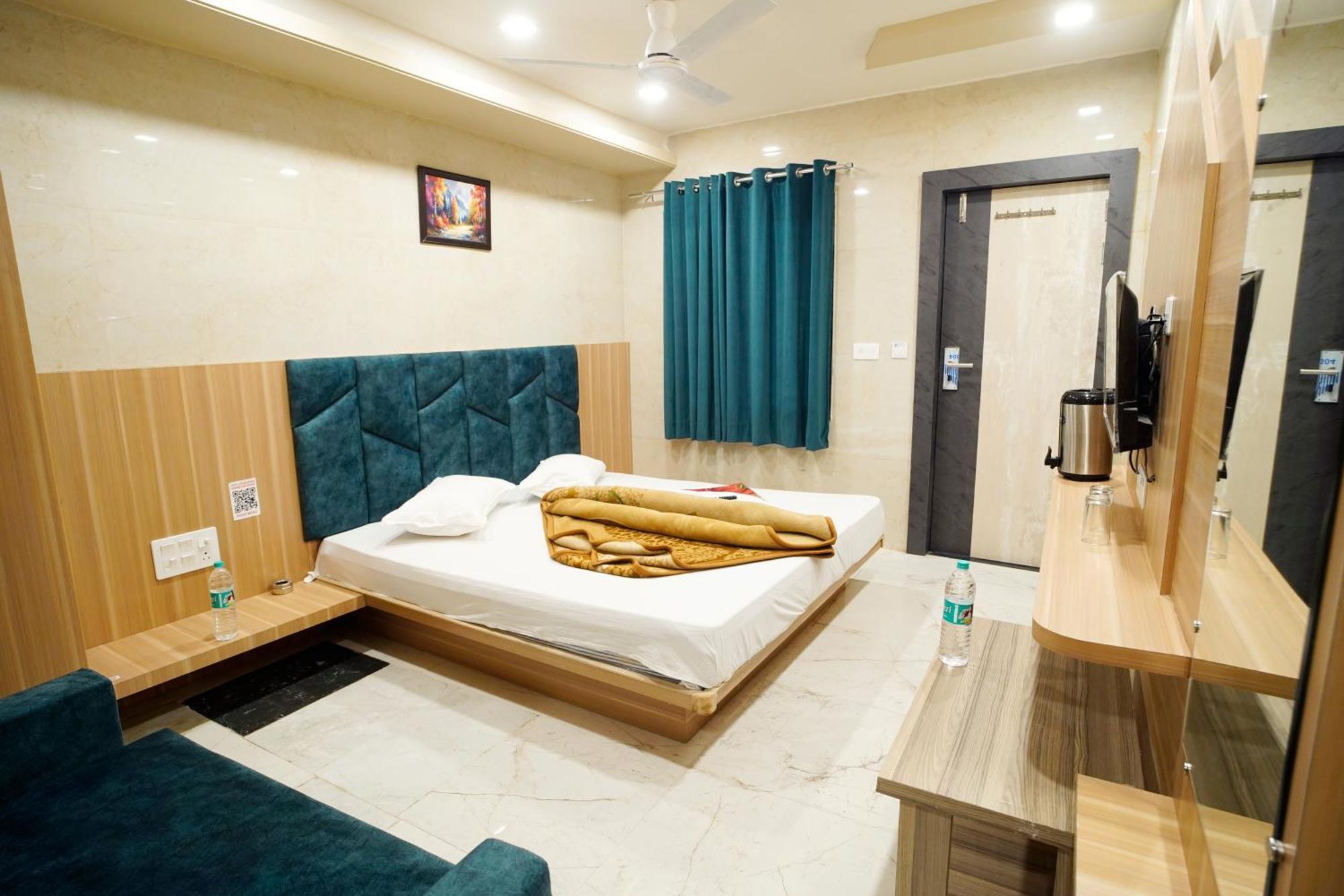 Hotel New Sundaram 150 Mtrs From Dargah Ajmer Dış mekan fotoğraf