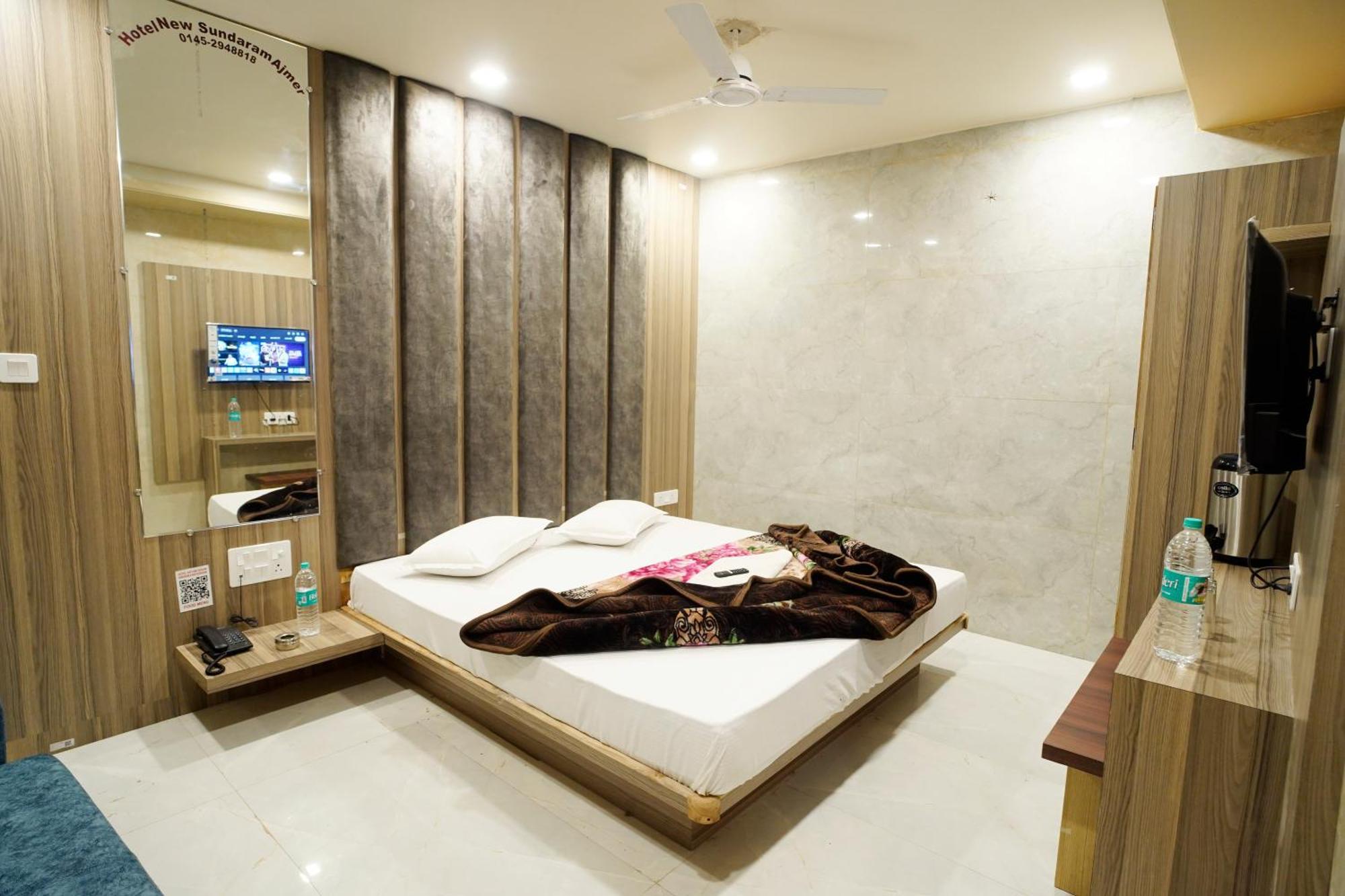 Hotel New Sundaram 150 Mtrs From Dargah Ajmer Dış mekan fotoğraf